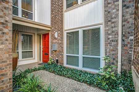 2918 Shady Lake Circle Carrollton, TX 75006