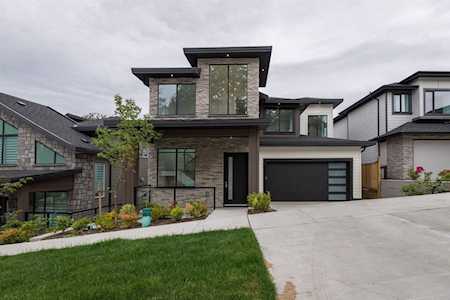 14899 35A Avenue Surrey, BC V3Z 0Y7