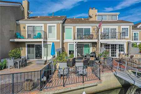 3446 Windspun Drive Huntington Beach, CA 92649