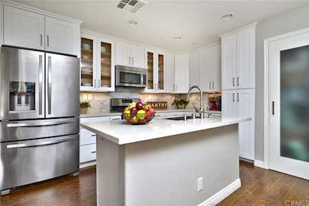452 Hummingbird Drive Brea, CA 92823