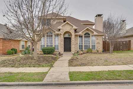 906 Kathryn Drive Lewisville, TX 75067