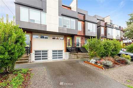 8503 10th Ave NW Seattle, WA 98117