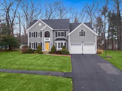 26 Overlook Drive East Framingham, MA 01701