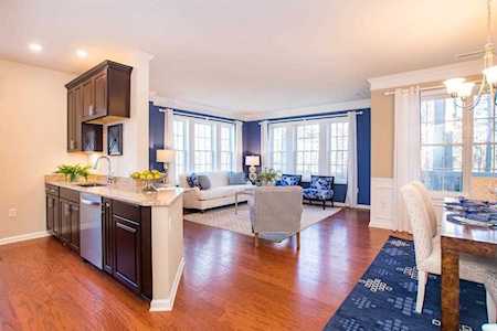 459 River Rd (Unit 4201) #201 Andover, MA 01810