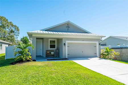 867 Bacon Avenue Sarasota, FL 34232