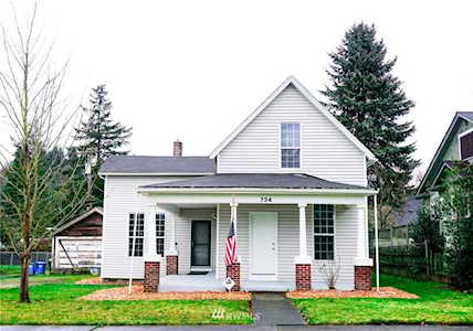 734 NW Pennsylvania Ave Chehalis, WA 98532