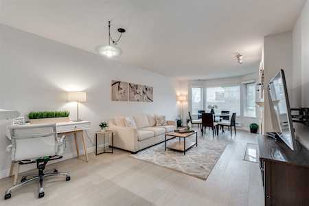 315 E 3rd Street #104 North Vancouver, BC V7L 1G1