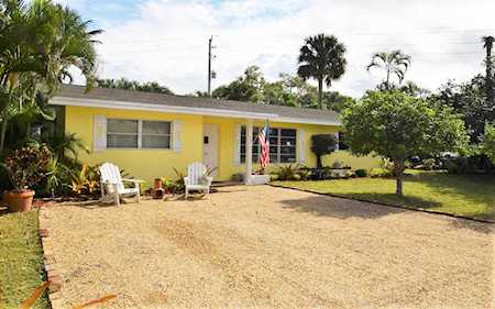 321 SE Martin Avenue Stuart, FL 34996