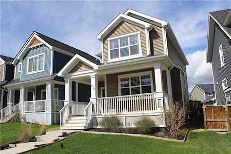 639 River Heights Crescent Cochrane, AB T4C 0R9