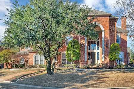 1813 CLIFFVIEW Drive Plano, TX 75093