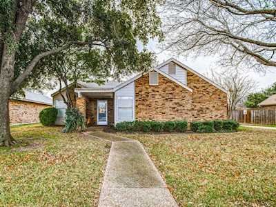 1626 Sutters Mill Drive Carrollton, TX 75007