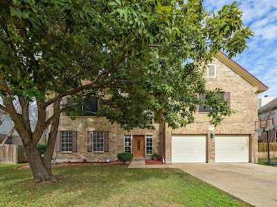 2922 Winchester Dr Round Rock, TX 78665