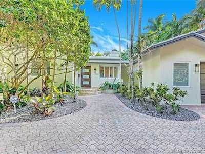 3820 El Prado Blvd Coconut Grove, FL 33133