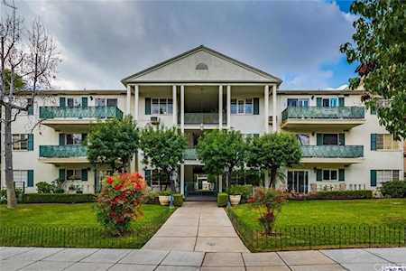 1231 N Columbus Avenue #2A Glendale, CA 91202