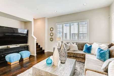 2286 W Anacasa Way Anaheim, CA 92804