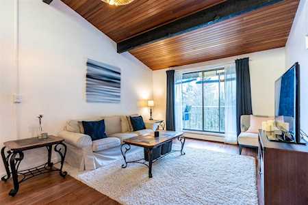 3911 Carrigan Court #314 Burnaby, BC V3N 4J7