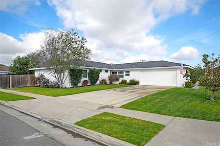 17709 Santa Rosa Circle Fountain Valley, CA 92708