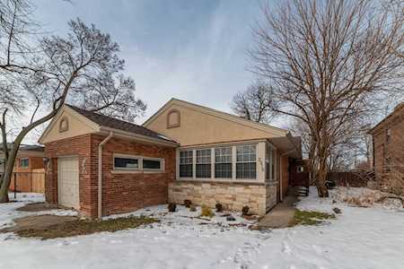 2916 W Bryn Mawr Ave Chicago, IL 60659