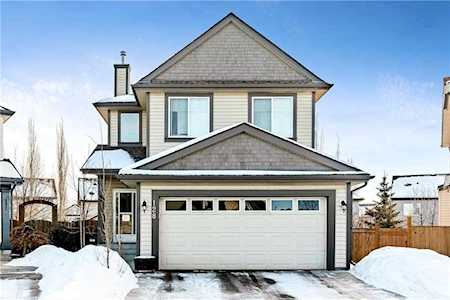 128 Copperfield Close SE Calgary, AB T2Z 4L3