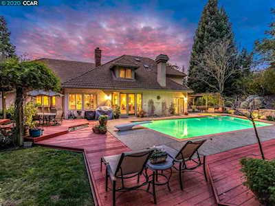 106 Wild Oak Ct Danville, CA 94506