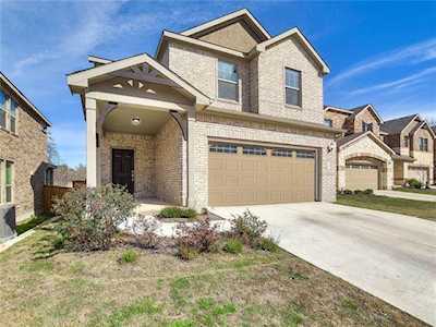1050 Kenney Fort Xing #14 Round Rock, TX 78665