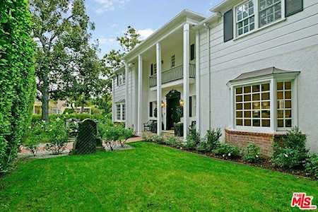 241 S Comstock Avenue Los Angeles, CA 90024