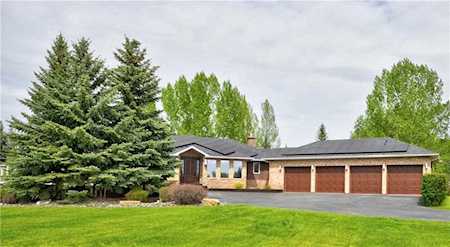 92 Rosewood Drive SW Rural Rocky View County, AB T3E 6W3