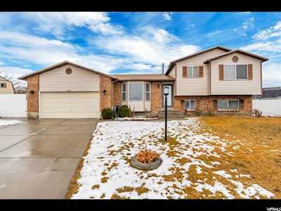 4616 S 3720 W West Valley City, UT 84120