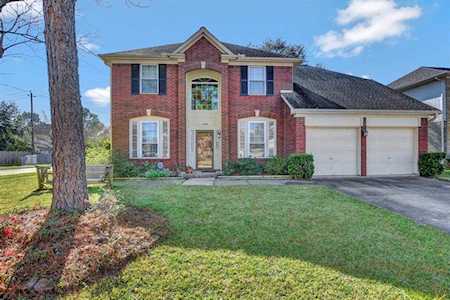 15526 Constitution Ln Friendswood, TX 77546