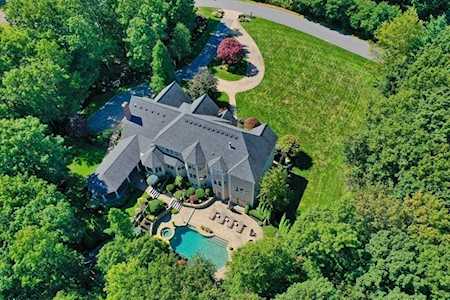 74 Oak Trail Bolton, MA 01740