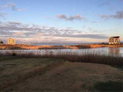 47 OCEAN AV South Kingstown, RI 02879