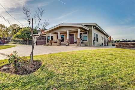 19 Rockinghorse Road Rancho Palos Verdes, CA 90275