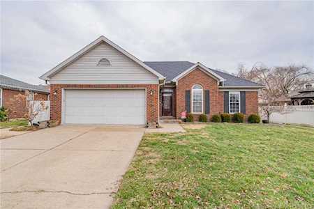 104 Fieldstone Ct New Albany, IN 47150