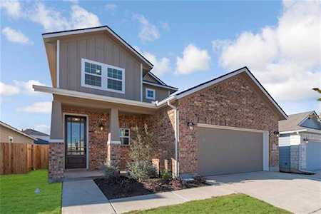 209 Winding Hollow Ln Georgetown, TX 78628