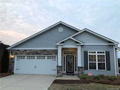 1001 Sapphire Dr Gastonia, NC 28054