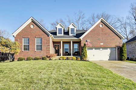 512 Standwick Way Louisville, KY 40245