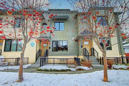 535 33 Street NW #4 Calgary, AB T2N 2W5