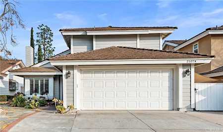 21074 Wood Hollow Lane Rancho Santa Margarita, CA 92679