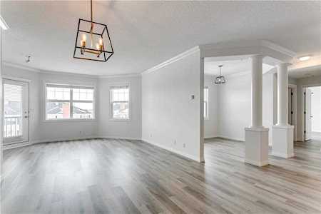 78 Prestwick Garden(s) SE #306 Calgary, AB T2Z 3V2