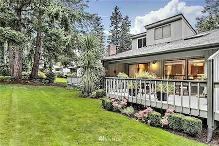 909 30th St NW #2-C Gig Harbor, WA 98335