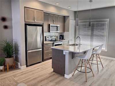 32 Horseshoe Crescent #1904 Cochrane, AB T4C 2P4