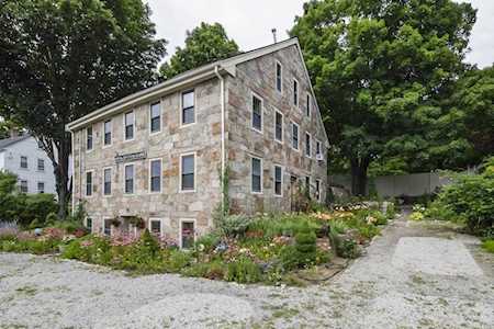 120 Elm St Blackstone, MA 01504