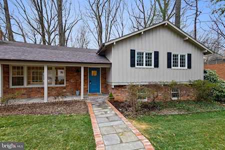 6359 Cavalier Corridor Falls Church, VA 22044