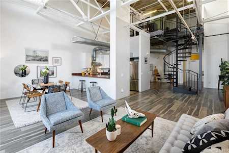 835 Locust Avenue #612 Long Beach, CA 90813
