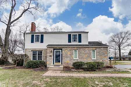 1609 College Hill Drive Upper Arlington, OH 43221