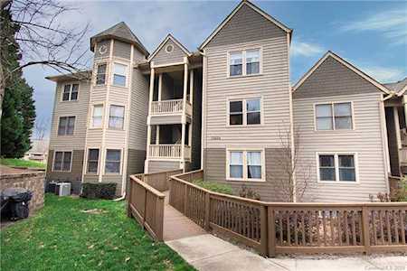 13824 Queens Harbor Rd Charlotte, NC 28278