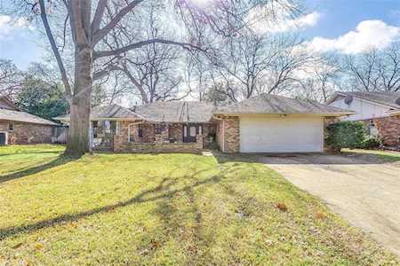 1919 Redwood Trail Grapevine, TX 76051