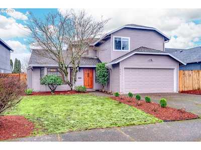 8675 SW Stratford Ct Tigard, OR 97224