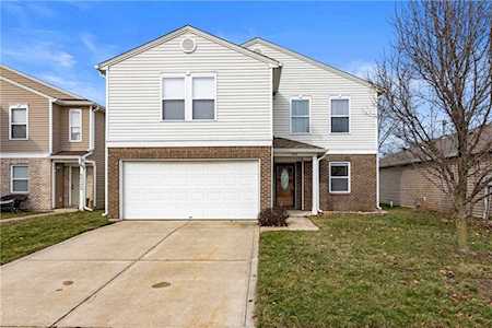 732 Wheatgrass Drive Greenwood, IN 46143