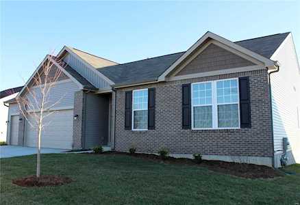 142 Stone Bridge Dr Moscow Mills, MO 63362